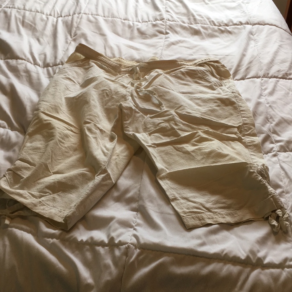 White drawstring capris